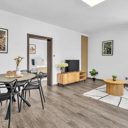 Hotel U Krale Jiriho Straz pod Ralskem Luaran gambar