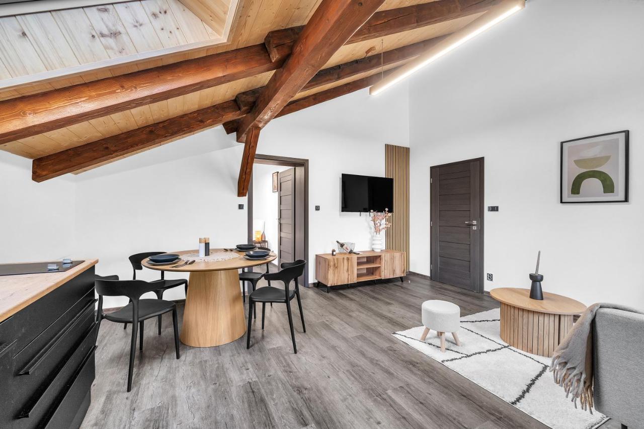 Hotel U Krale Jiriho Straz pod Ralskem Luaran gambar