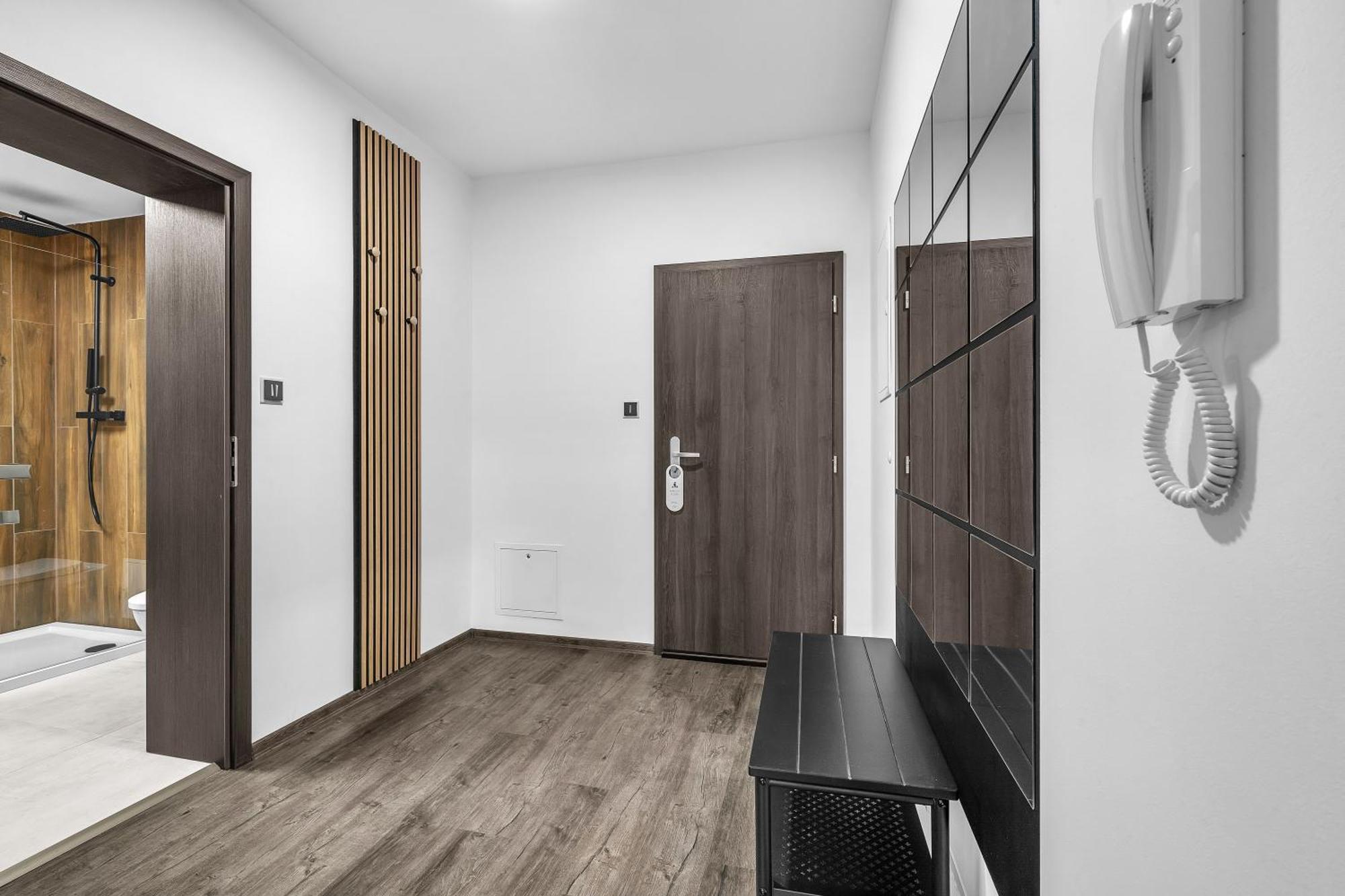 Hotel U Krale Jiriho Straz pod Ralskem Luaran gambar